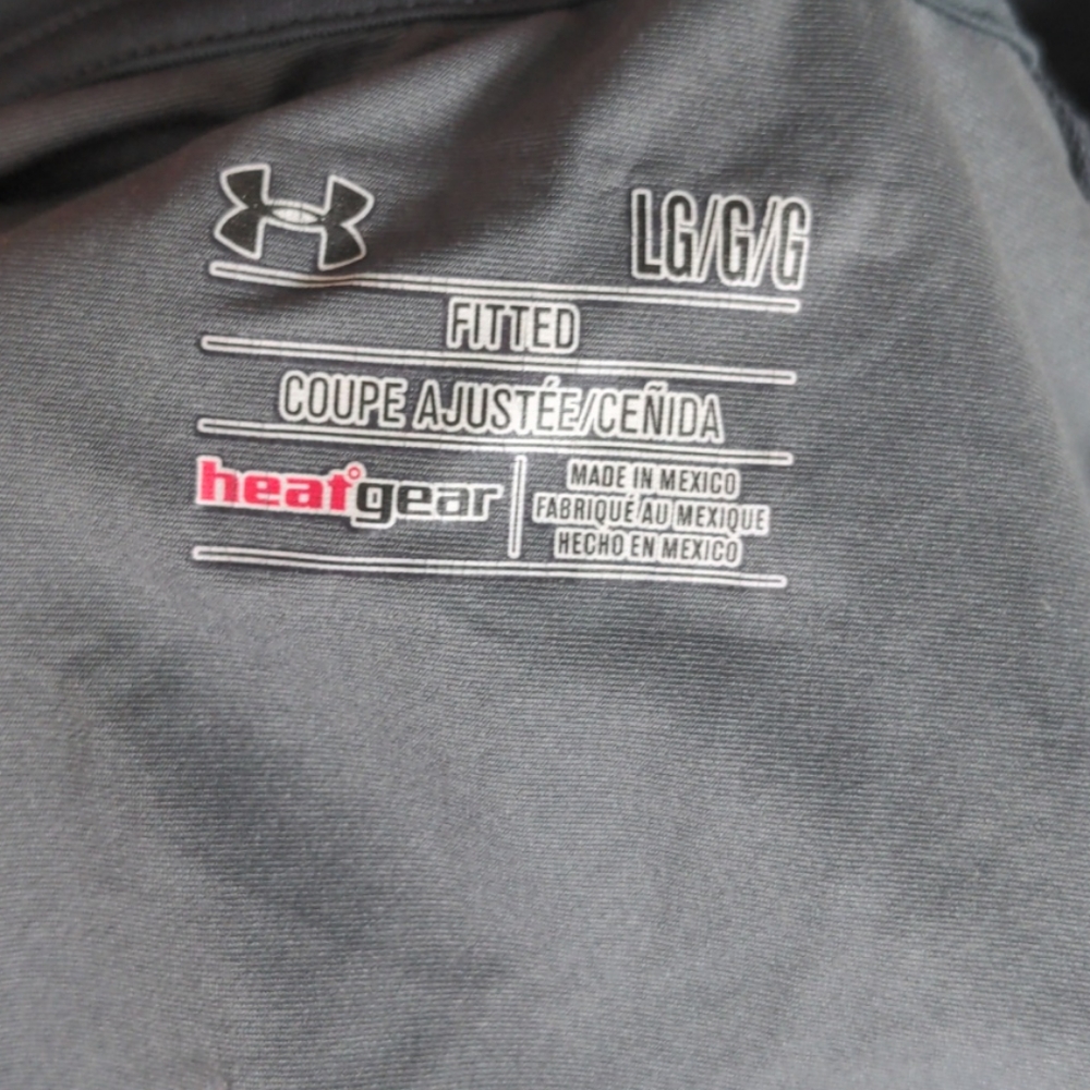 Under Armour Women's fitted top - Picture 7 of 7